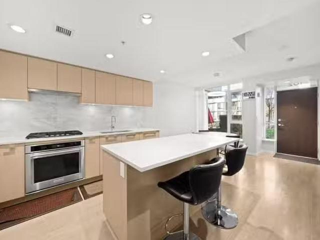 Condo for sale in Burnaby, British Columbia