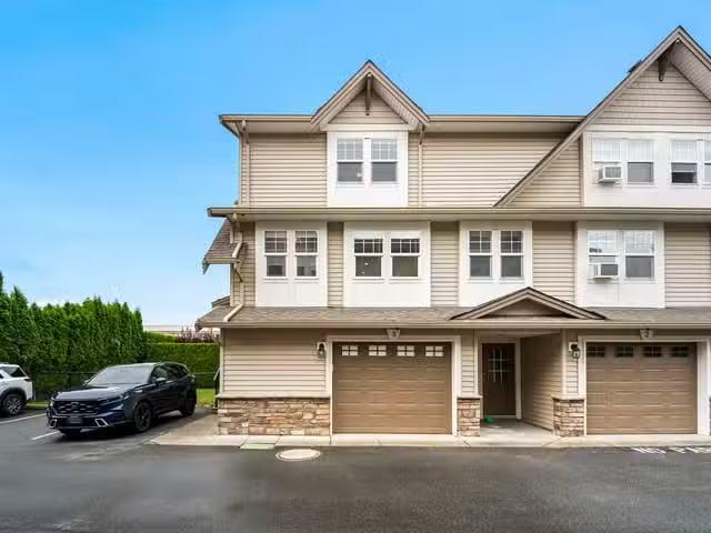 Condo for sale in Chilliwack, British Columbia