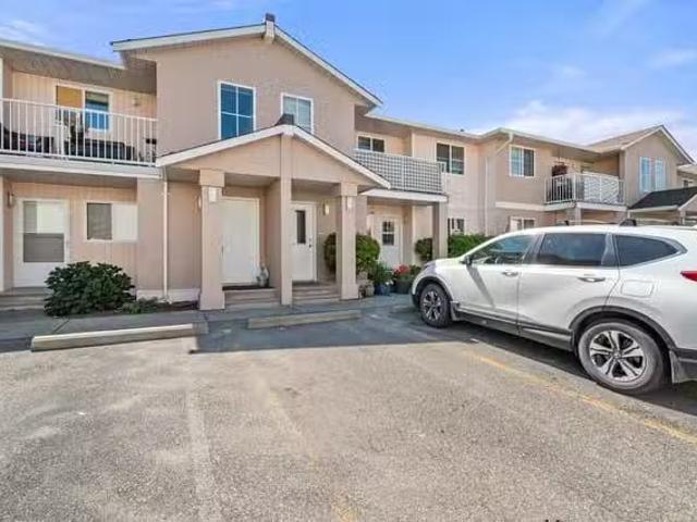 Condo for sale in Chilliwack, British Columbia