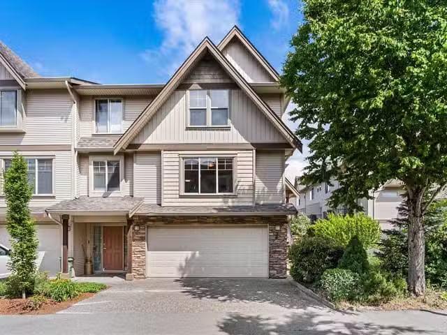 Condo for sale in Chilliwack, British Columbia