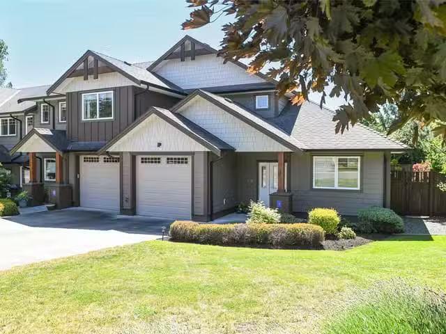 Condo for sale in Comox, British Columbia