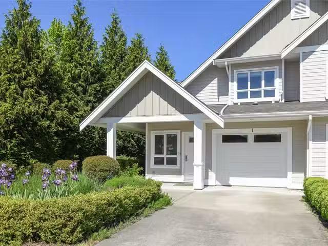 Condo for sale in Comox, British Columbia