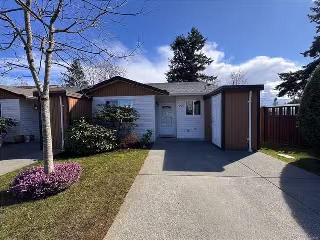 Condo for sale in Comox, British Columbia