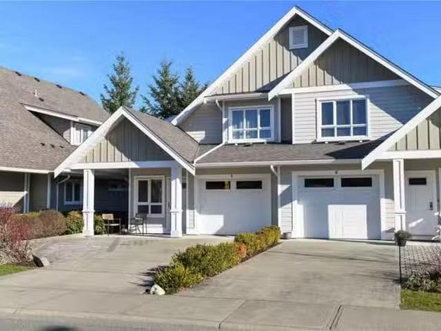 Condo for sale in Comox, British Columbia