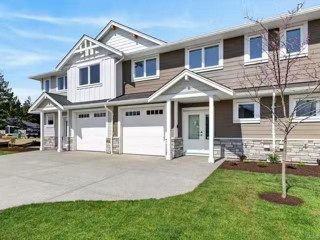 Condo for sale in Comox, British Columbia