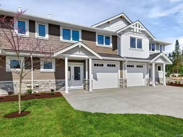 Condo for sale in Comox, British Columbia