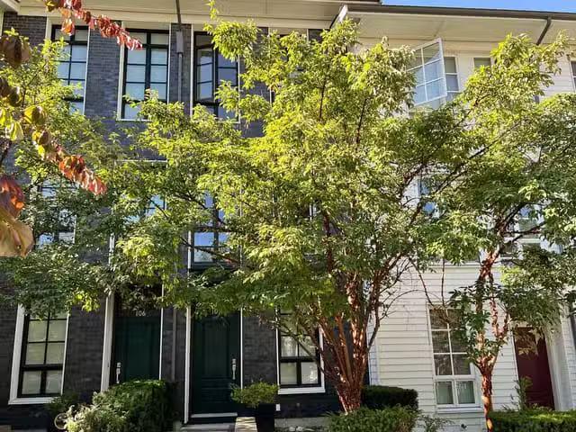 Condo for sale in Coquitlam, British Columbia