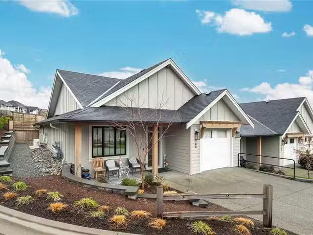 Condo for sale in Courtenay, British Columbia