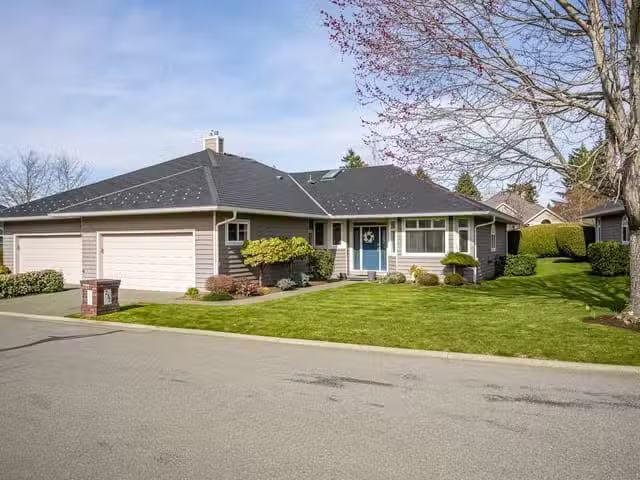 Condo for sale in Courtenay, British Columbia
