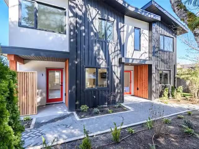 Condo for sale in Courtenay, British Columbia