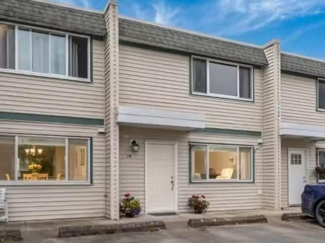 Condo for sale in Rideau Lakes, Ontario