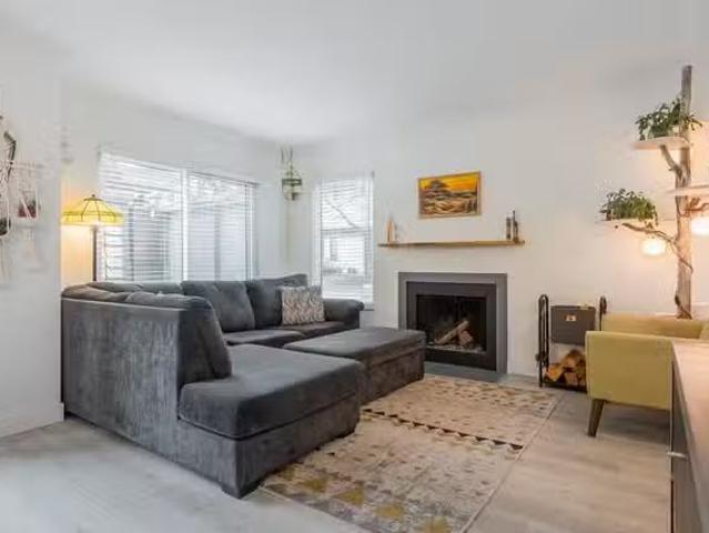 Condo for sale in Rideau Lakes, Ontario