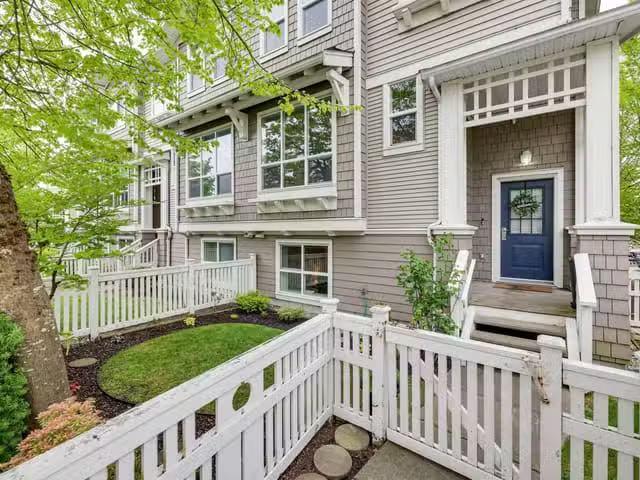 Condo for sale in Rideau Lakes, Ontario