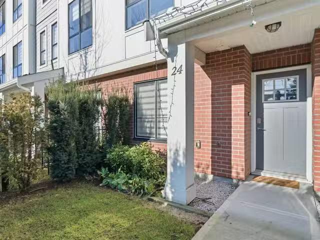 Condo for sale in Rideau Lakes, Ontario