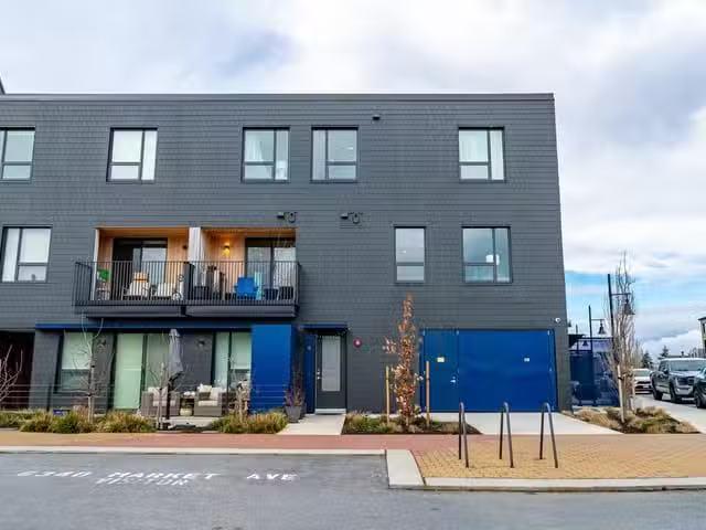 Condo for sale in Rideau Lakes, Ontario