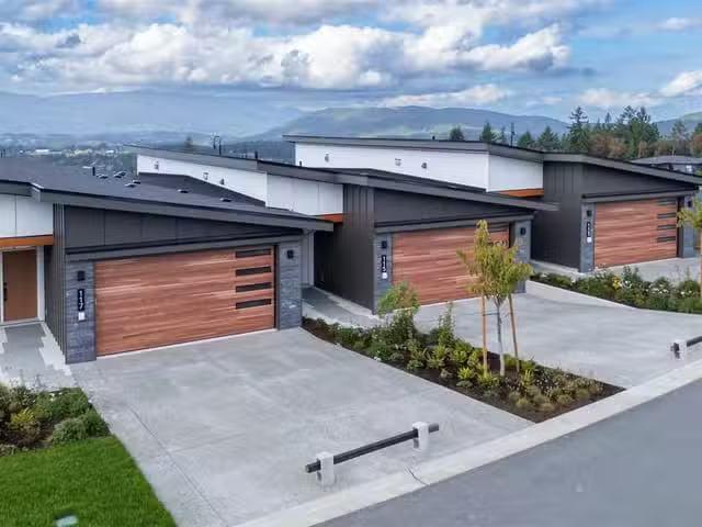 Condo for sale in Duncan, British Columbia