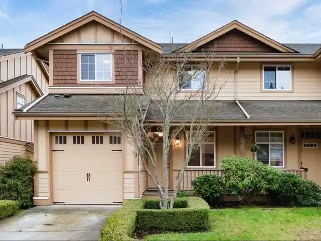 Condo for sale in Gibsons, British Columbia