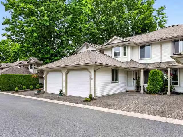 Condo for sale in Langley, British Columbia