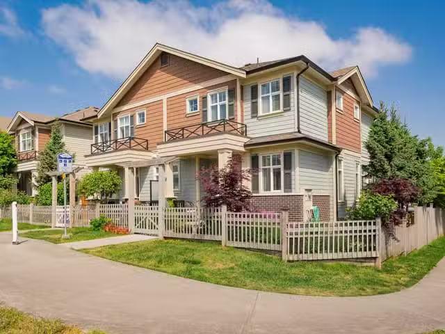 Condo for sale in Langley, British Columbia