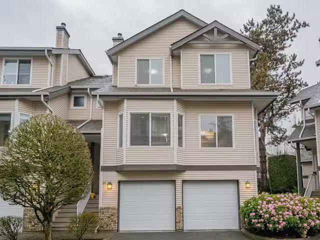 Condo for sale in Langley, British Columbia