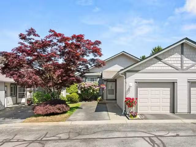 Condo for sale in Langley, British Columbia