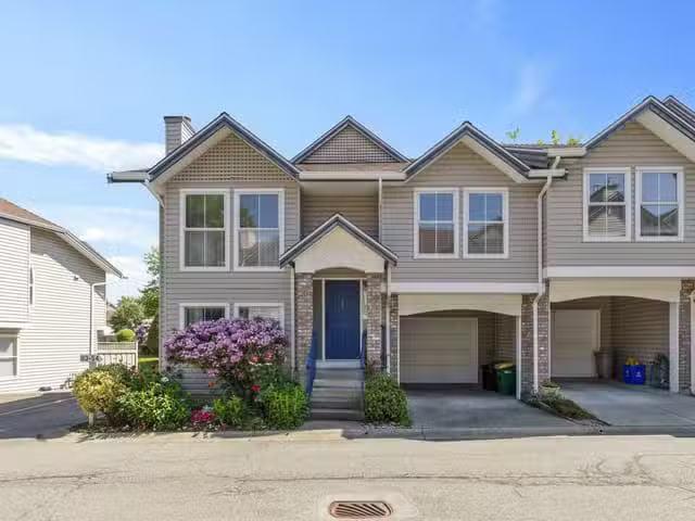 Condo for sale in Langley, British Columbia