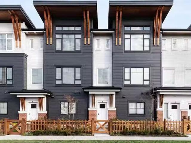 Condo for sale in Langley, British Columbia