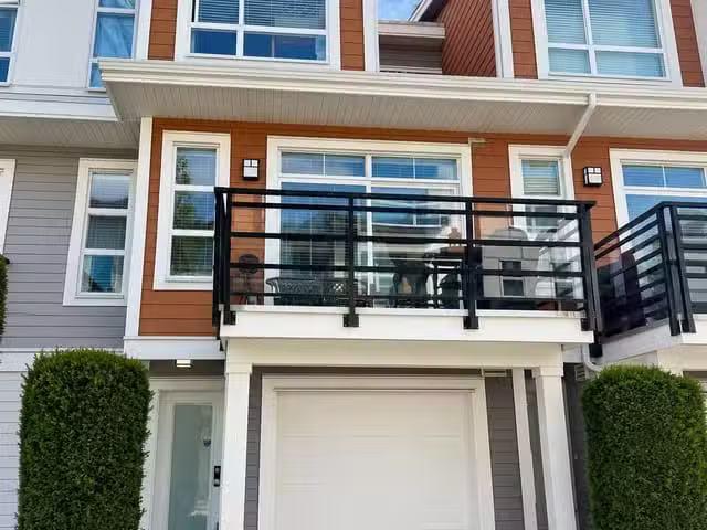 Condo for sale in Langley, British Columbia