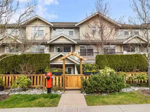 Condo for sale in Langley, British Columbia