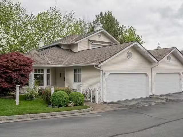 Condo for sale in Langley, British Columbia