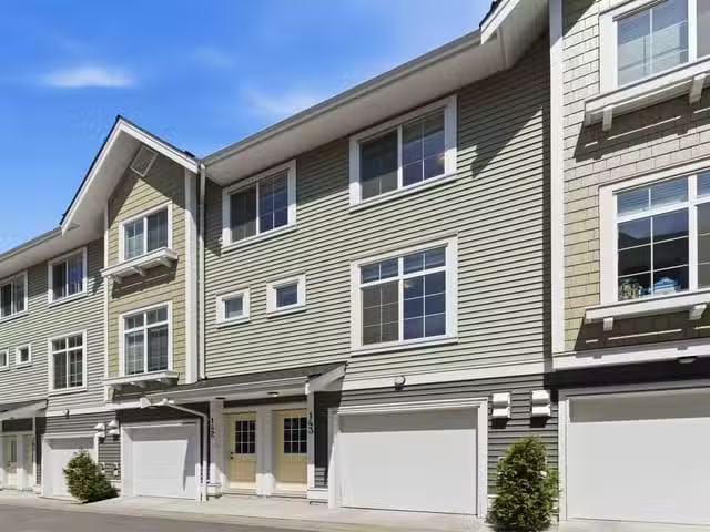 Condo for sale in Langley, British Columbia