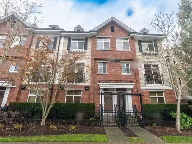 Condo for sale in Langley, British Columbia