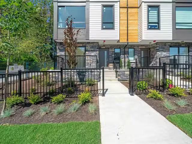 Condo for sale in Langley, British Columbia