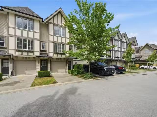 Condo for sale in Langley, British Columbia