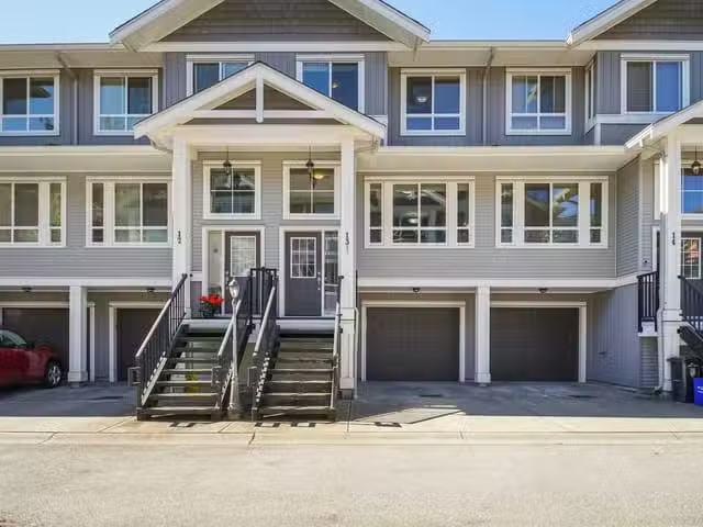 Condo for sale in Langley, British Columbia