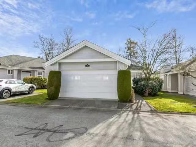 Condo for sale in Langley, British Columbia
