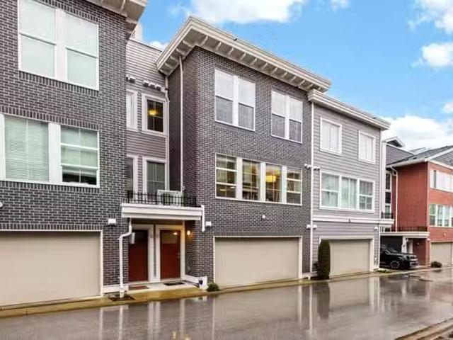 Condo for sale in Langley, British Columbia