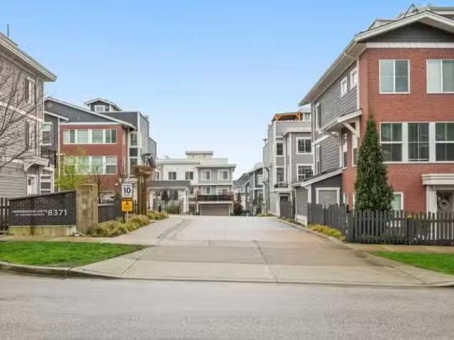 Condo for sale in Langley, British Columbia