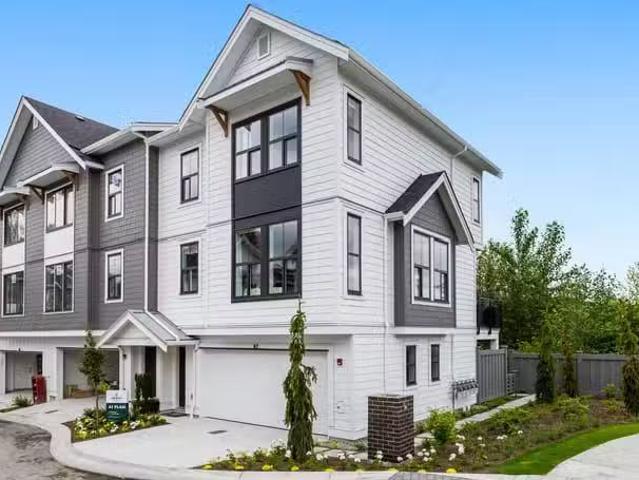 Condo for sale in Langley, British Columbia