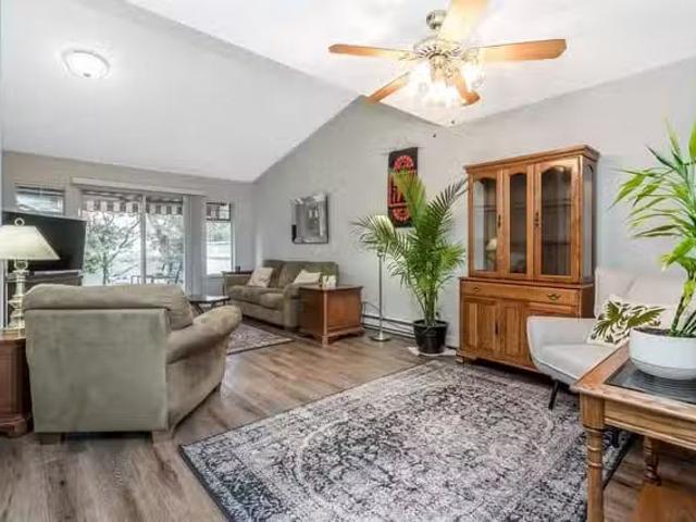 Condo for sale in Langley, British Columbia