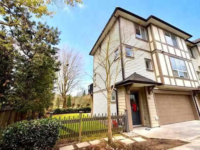 Condo for sale in Langley, British Columbia