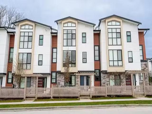 Condo for sale in Langley, British Columbia