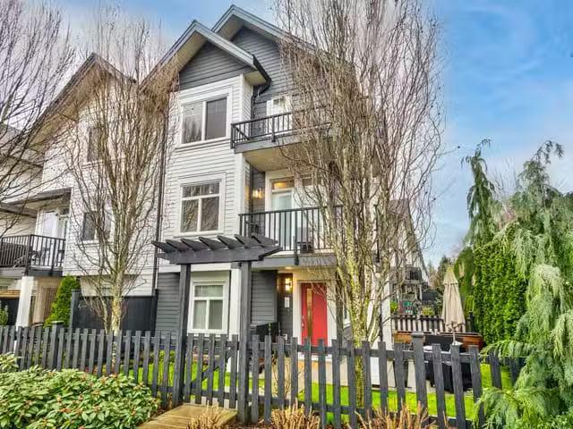 Condo for sale in Langley, British Columbia