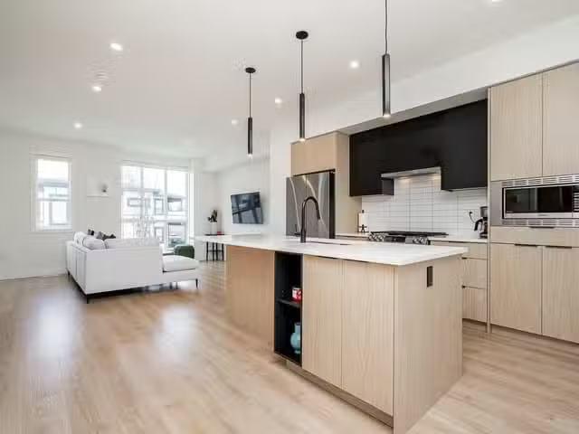 Condo for sale in Langley, British Columbia