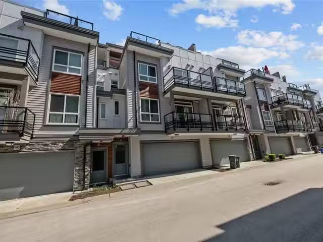 Condo for sale in Langley, British Columbia