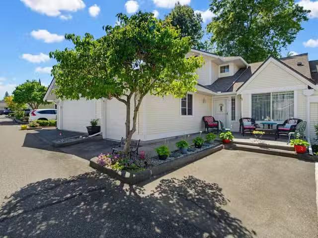 Condo for sale in Langley, British Columbia