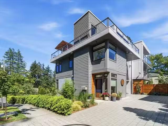 Condo for sale in Nanaimo, British Columbia