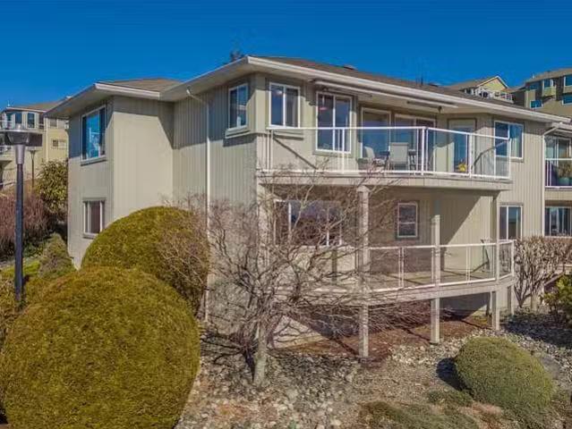 Condo for sale in Nanaimo, British Columbia