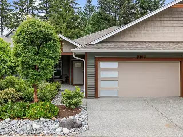 Condo for sale in Nanaimo, British Columbia