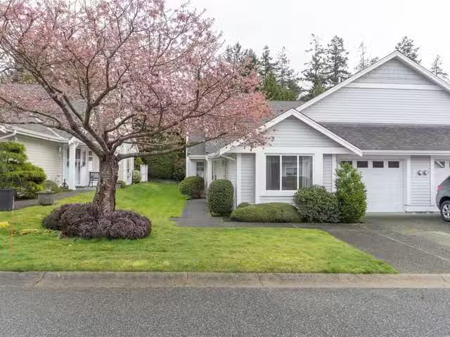Condo for sale in Nanaimo, British Columbia